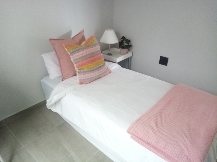 2 Bedroom Property for Sale in Table View Western Cape